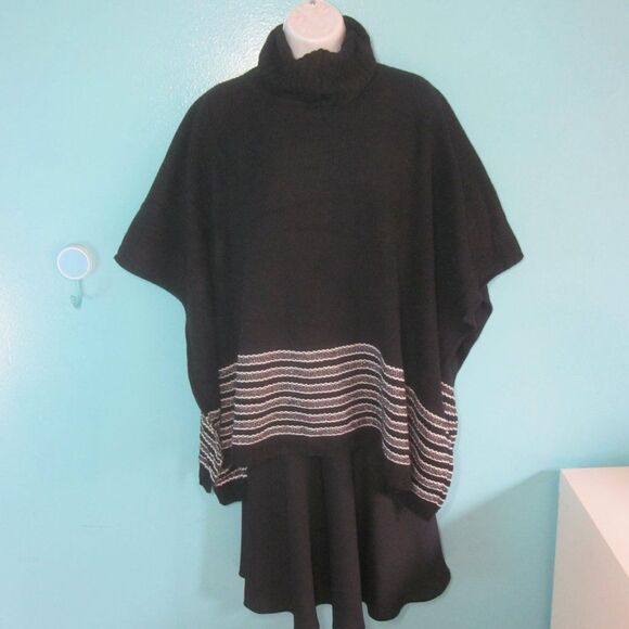 Michael Kors Black Knit Pullover Textured Metallic Stripe Poncho -One Size - Picture 10 of 12